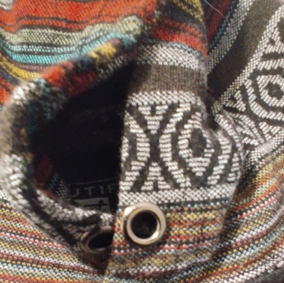 Beautiful Giant Aztec Southwest Print Hooded Shirt Small - Picture 7 of 9